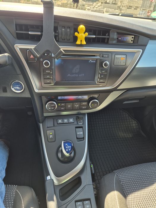 Toyota Auris HYBRID