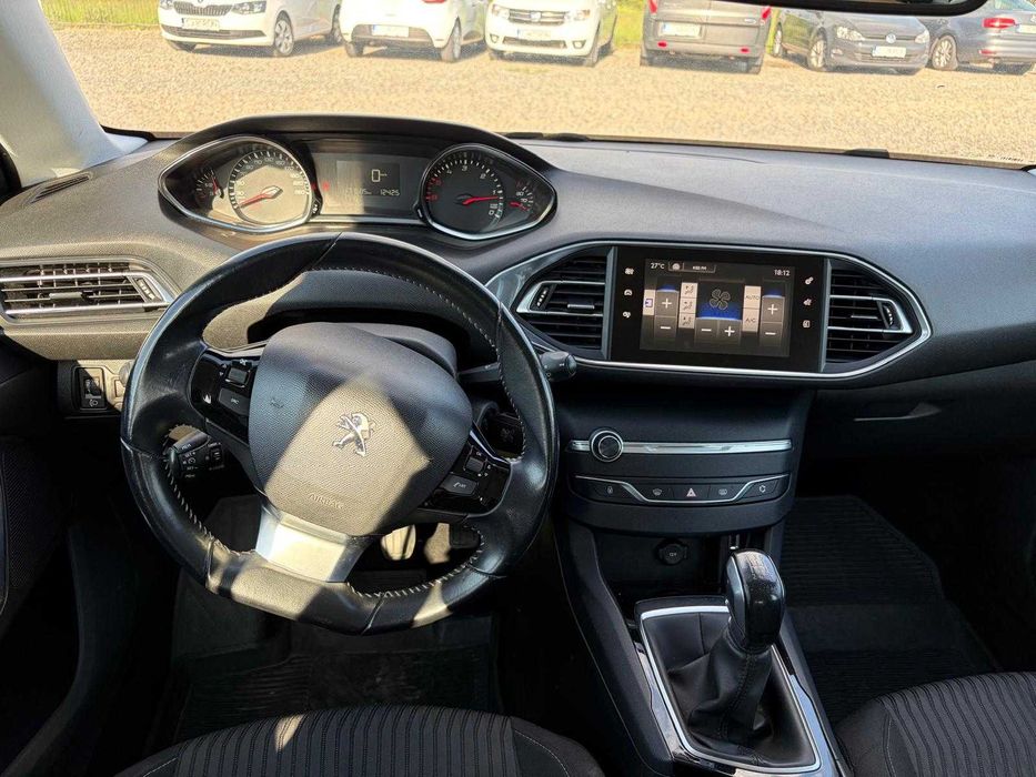 vand PEUGEOT 308  an fabricatie 2017,170 000 km,  euro6 ,pret 7000 euro