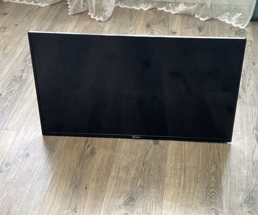 Телевизор бу но как новый