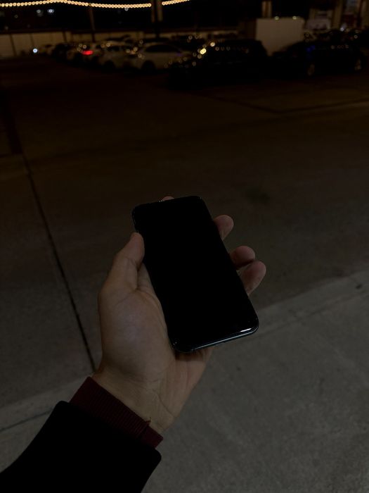 Iphone 11 pro       .