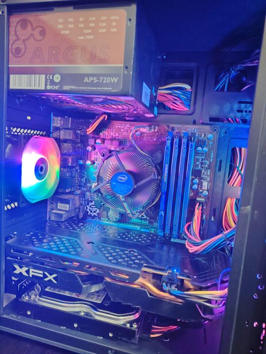 PC gaming PC urî gaming dif. preturi i5 i7 placa video de 4gb sau 8g