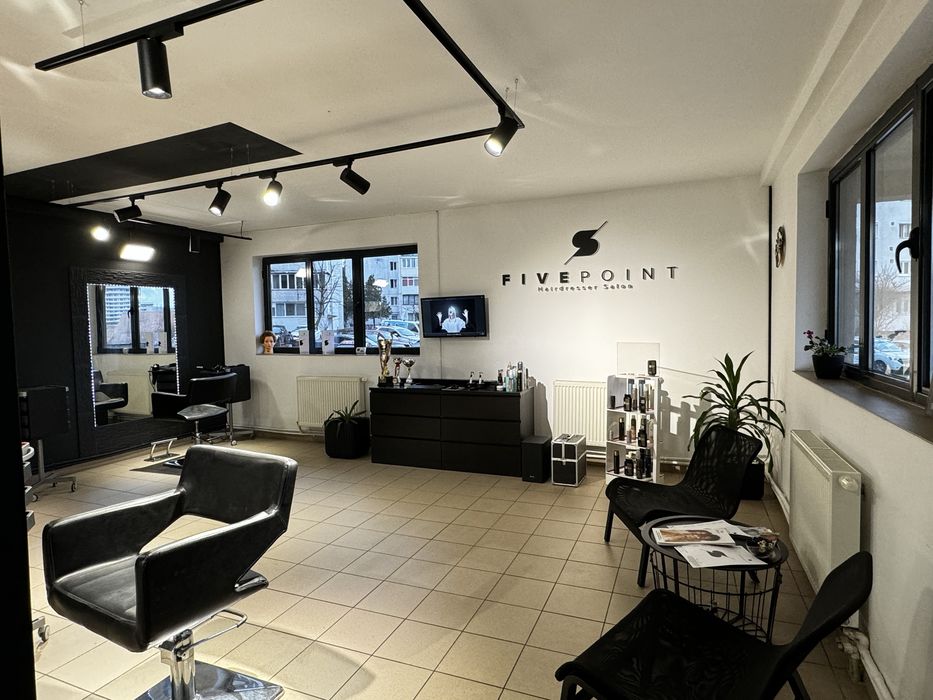 Post coafură de inchiriat!