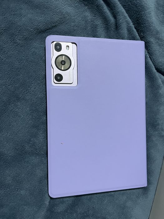 Продам планшет новый