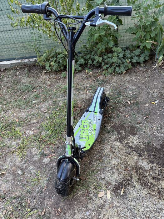 Тротинетка Uber Scoot,300W двигател.Чисто нови батерий