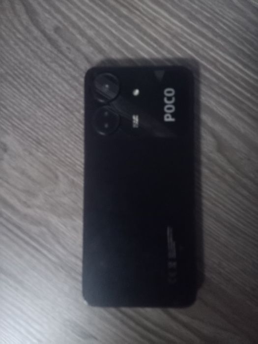 Продам телефон Poco