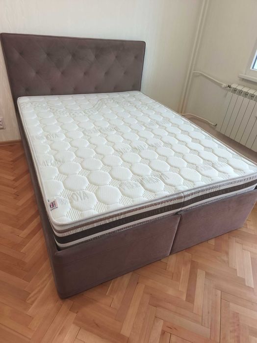 Чисто нова спалня 144/190 SENA BED дамаска Max 06 по каталозите на МАТТРО в комплект с матрак СОЯ Премиум 144/190 SOYA PREMIUM ROLL.