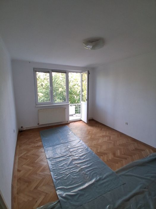 Apartament cu 2 camere semidecomandat zona tei pitestii — fotografia 1