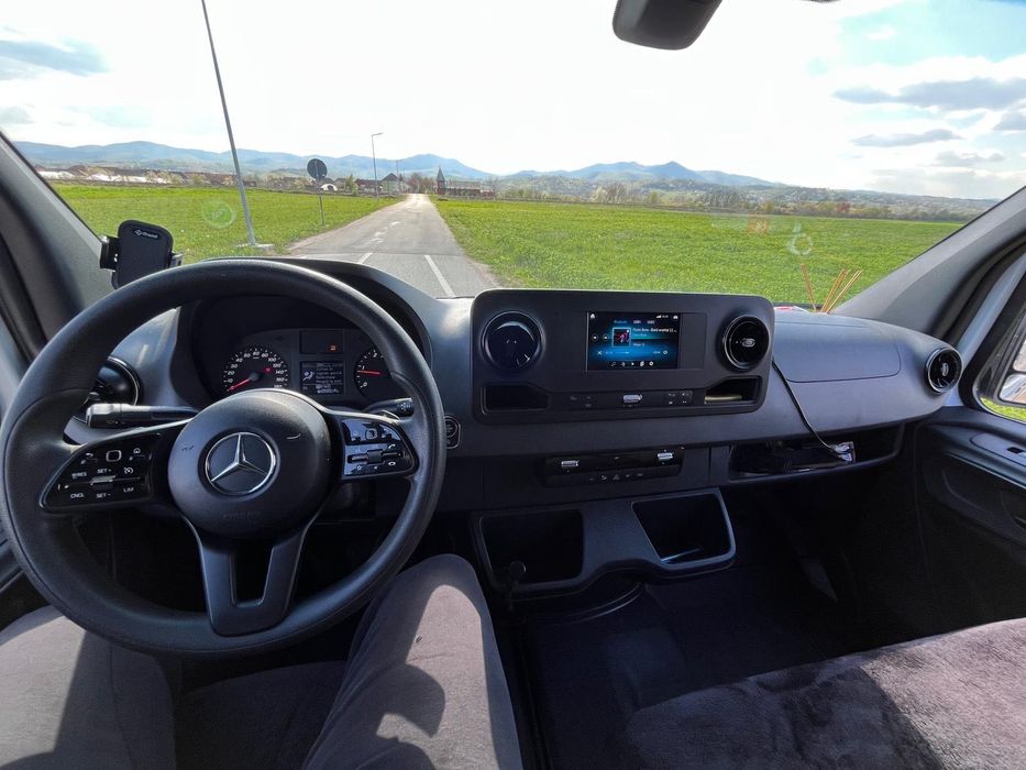 Autoutilitara Mercedes Sprinter