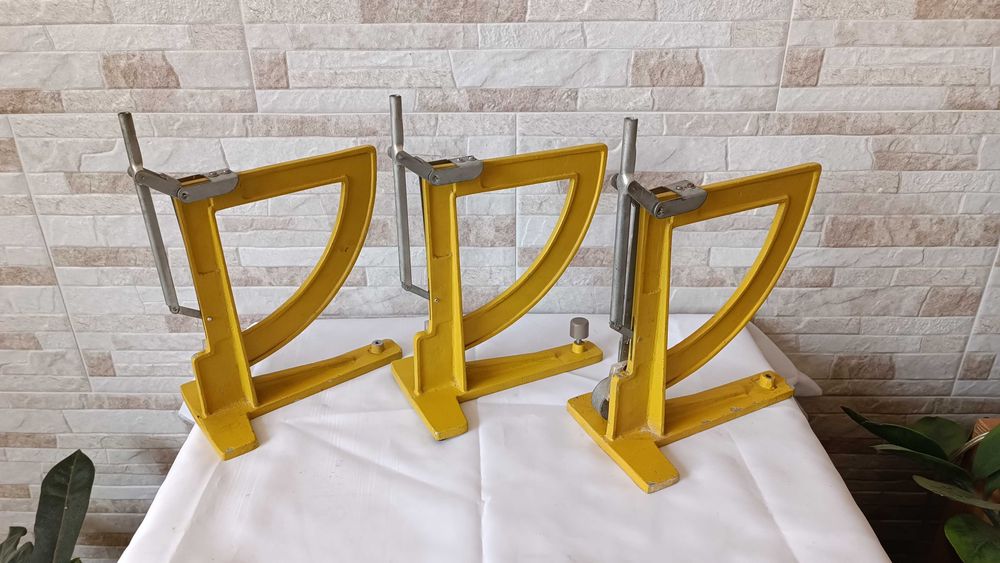 Три броя кантари - тип пощенскки - Завод М.Ломоносов - Плевен