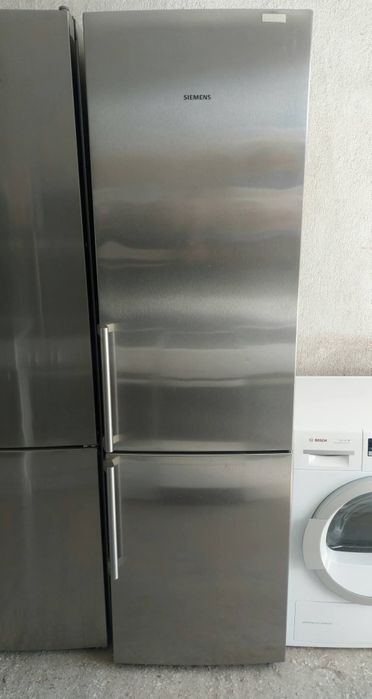 Хладилник с фризер Siemens
Цена:330евро
A+++
Височина:200см
Ширина:60см
Сервизиран 
Работи отлично
Внос от Германия
6 месеца гаранция
Гаранционен и из