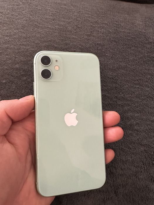 Iphone 11 culoare verde