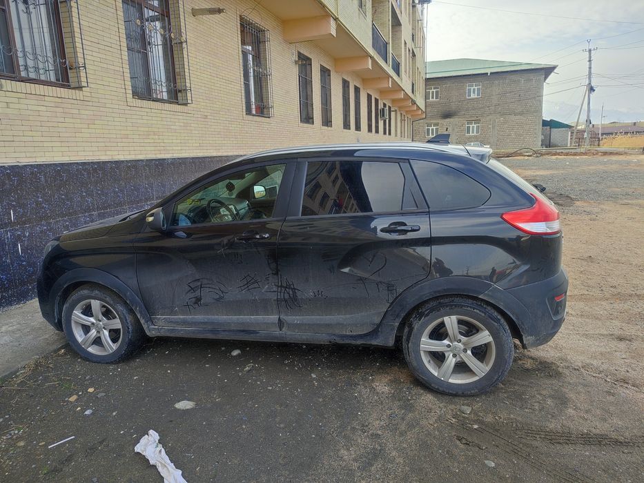 Лада хай кросс зур