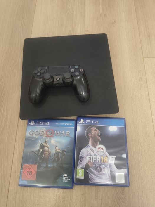 PlayStation 4 slim 1 Tb