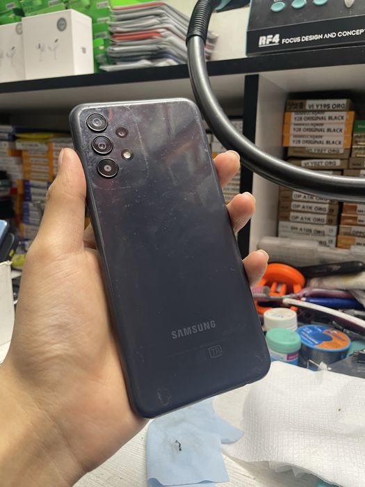 Samsung A13 64gb
