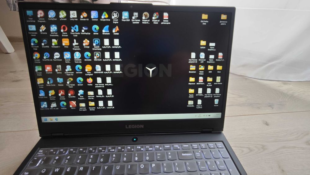 Геймърски лаптоп Lenovo Legion 5