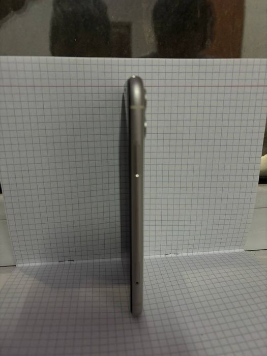 iPhone 11 , б/у отличном состоянии