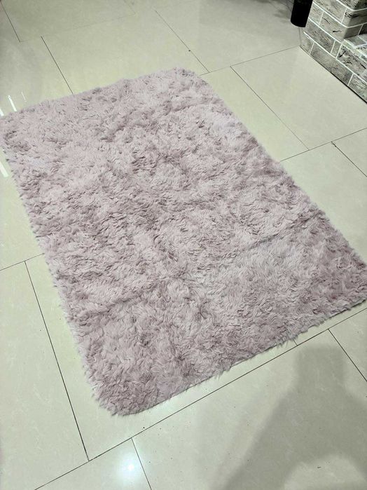 Килим в светло лилаво/розово