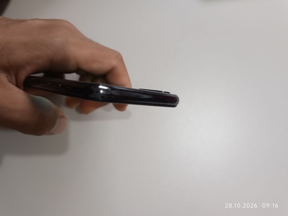 iphone x  64/100