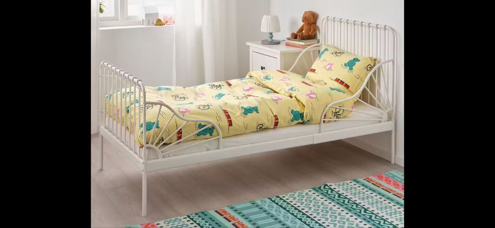 Детская кровать ( раздвижная )