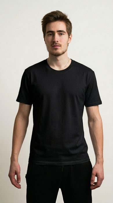 Продам монотонные футболки