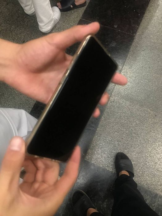 Samsung s 10 5g 256 GB 8 ram