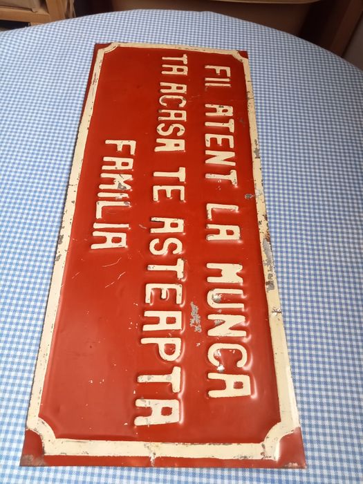 Tabla ambutisata veche de protectia muncii ,perioada comunista ,