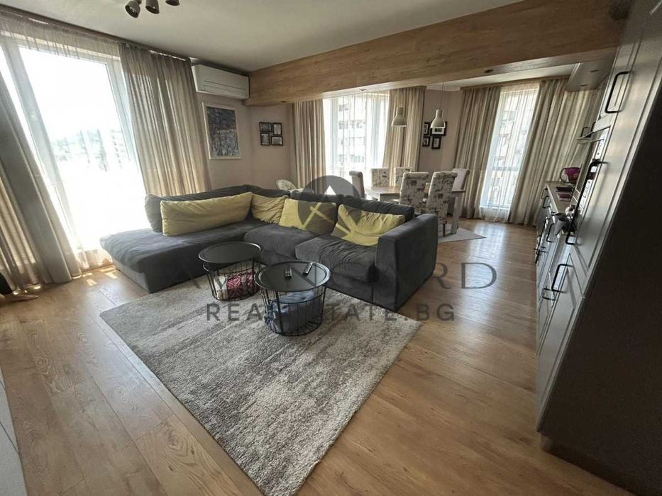 Продава се Тристаен апартамент в Пловдив, Кършияка - 107 кв.м за 2898 €/кв.м - Снимка #1