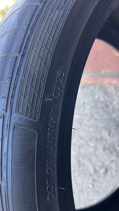 275/35 R20 летний шины 2шт