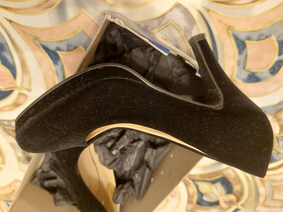 Pantofi catifea ,toc subtire