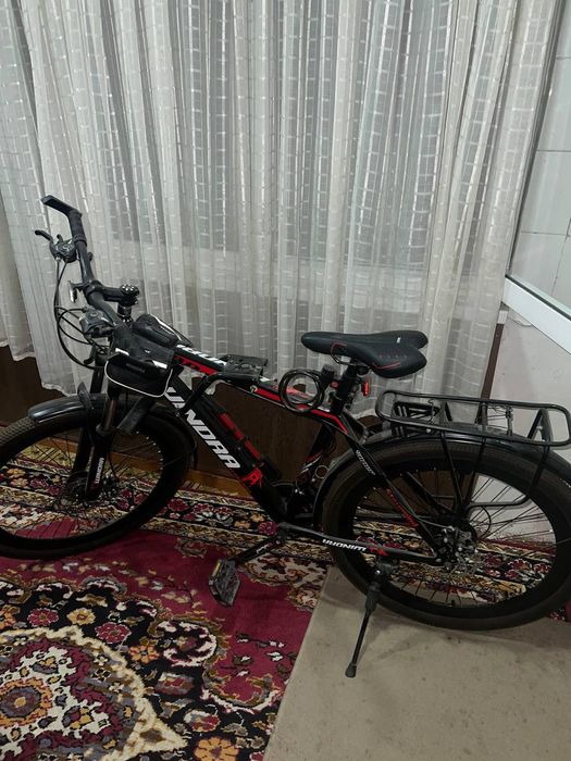 Velosiped yangi.