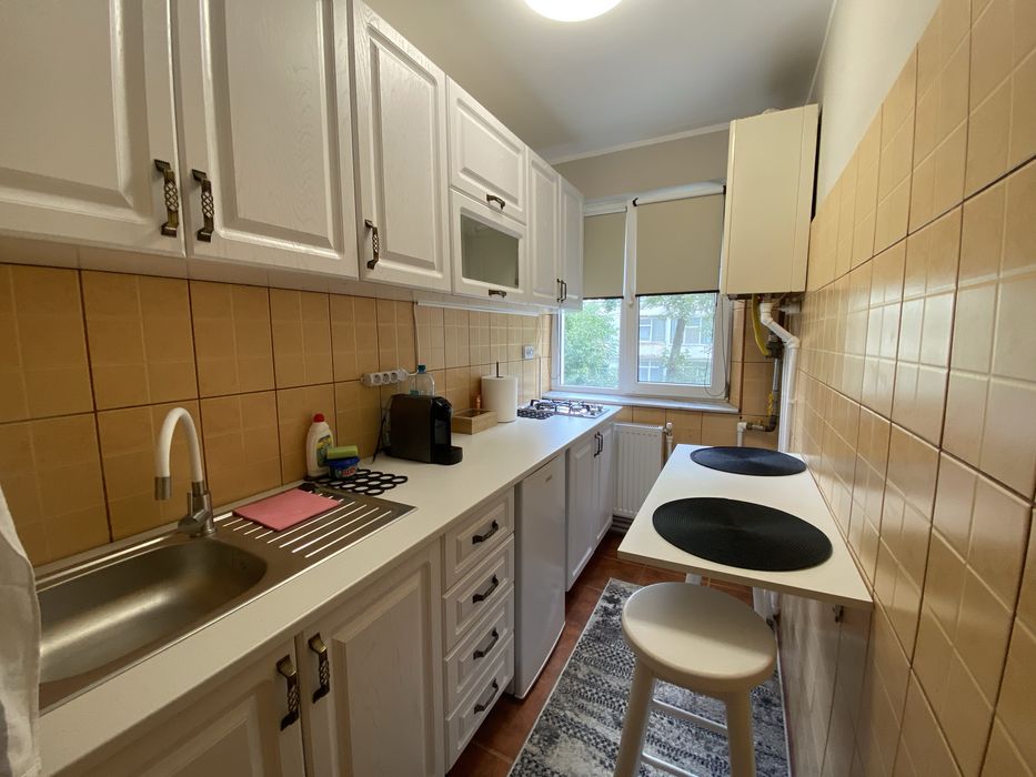 Apartament 2 camere Regim Hotelier Roman, Etaj 1, central