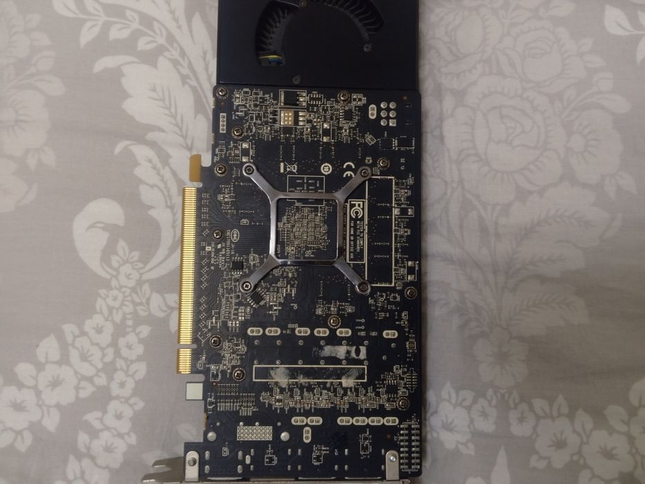 Рх 570 референсная 4 гб гддр5