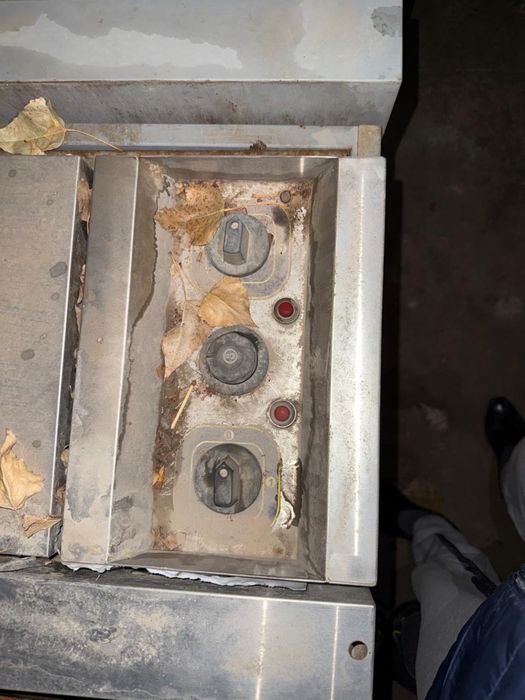 Электронная печь для пиццы