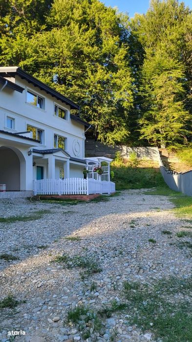 Casa / Pensiune - Statiunea montana Cheia Prahova