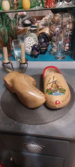 Продам клумпы деревянная обувь