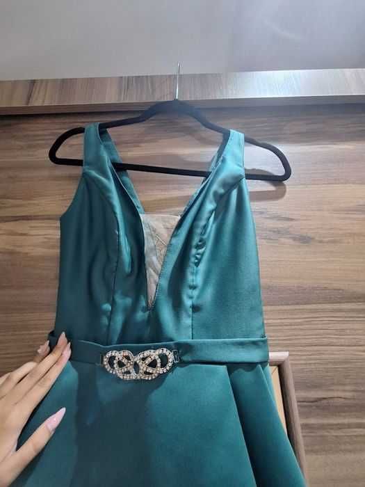 Официална къса рокля