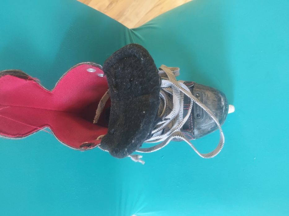 Хоккейные коньки Bauer