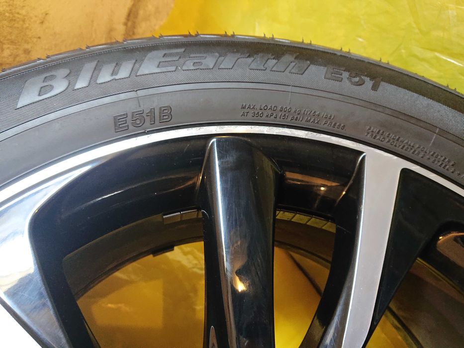 Anvelope vara YOKOHAMA BluEarth E51 225 60 R18