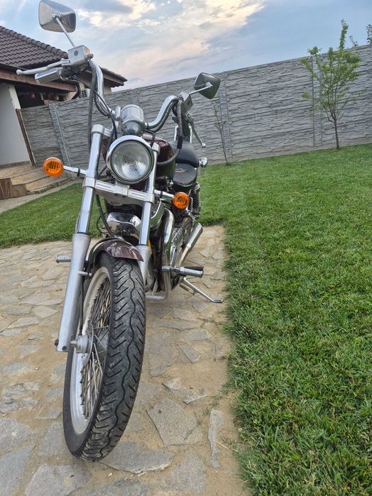 Suzuki Intruder VS700GL + casca modulara cadou