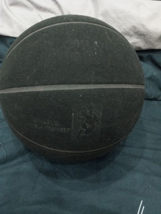 Баскедбольный мяч