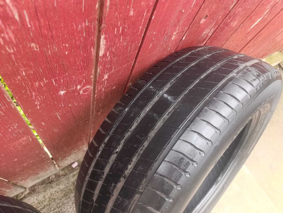 236 60 R18 Michelin