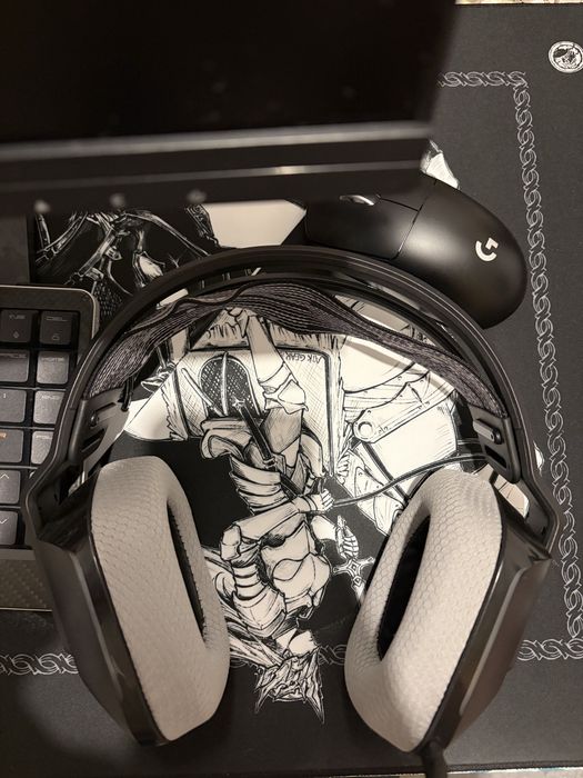 Logitech G733 LIGHTSPEED
