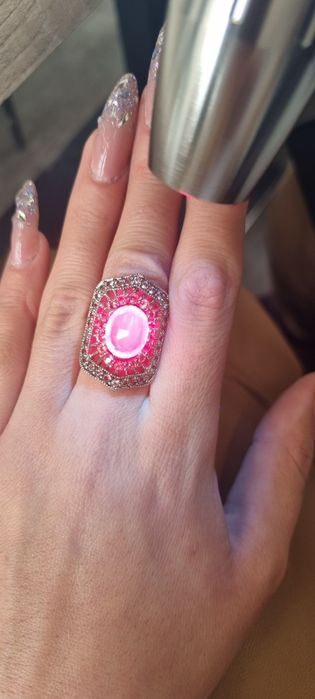 Сребърен пръстен с рубин