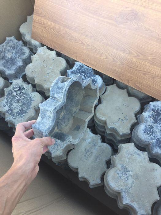 Брусчатканын формасы сатылады