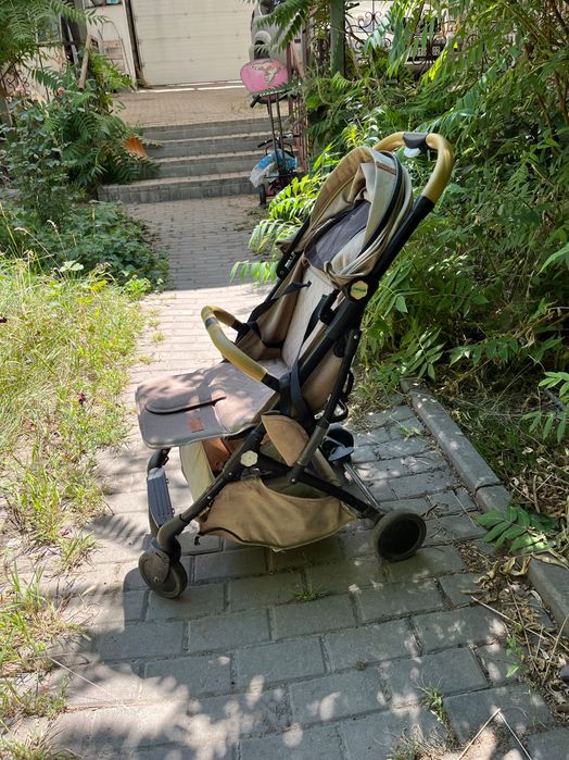 Продается б/у коляска