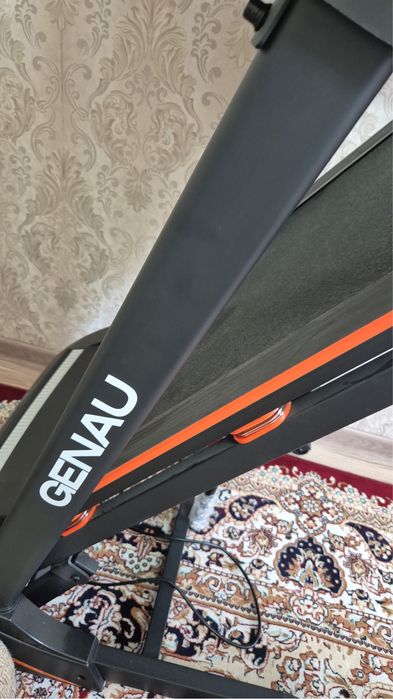 Беговая дорожка Jenau