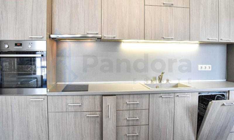 Дава се под наем Четиристаен апартамент в София, Драгалевци - 176 кв.м за 1246.44 € - Снимка #2