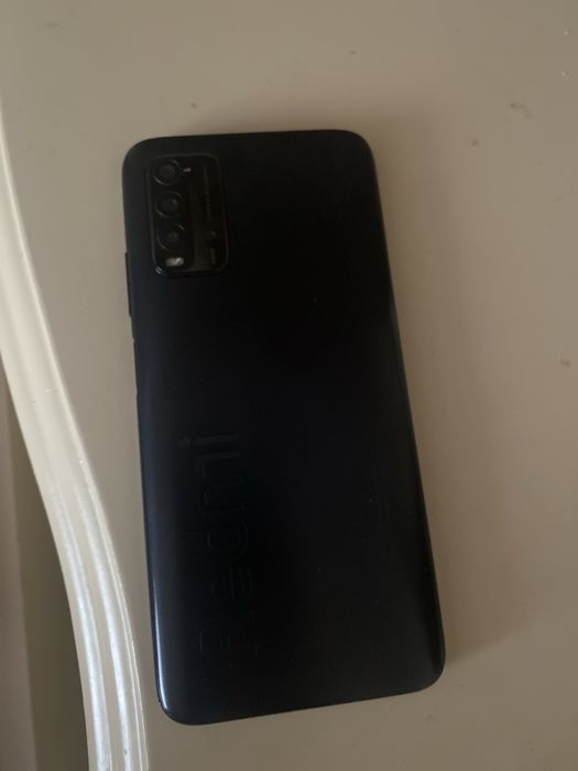 Продам Redmi t9 128 гб оперативка 4гб