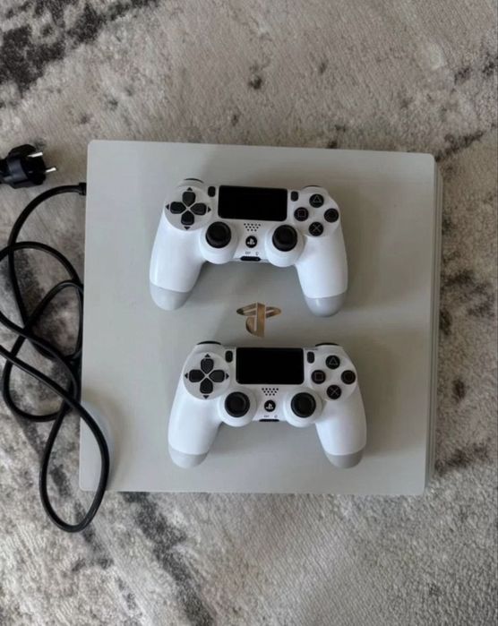 Срочно продам пс 4 про