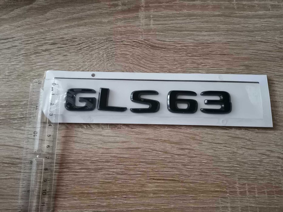 черен надпис Mercedes Benz GLS 63
